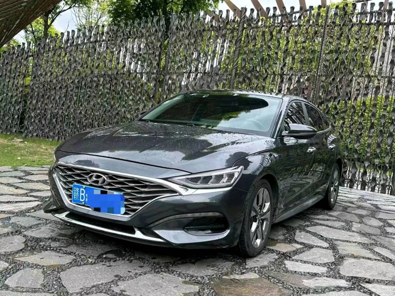珠海20年現代菲斯塔2