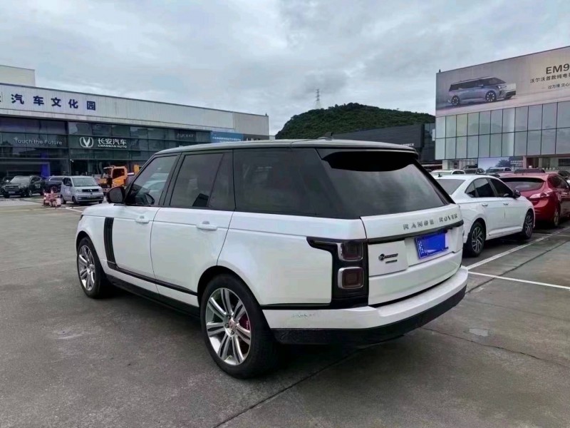 汕头17年路虎揽胜行政8