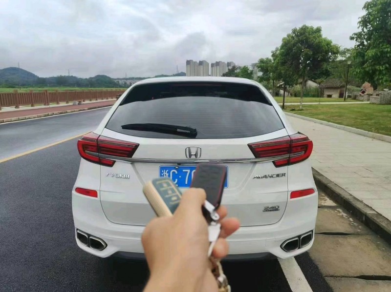 东莞22年本田冠道4