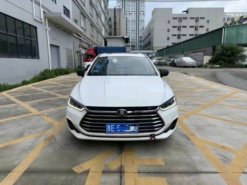 广州19年比亚迪秦1