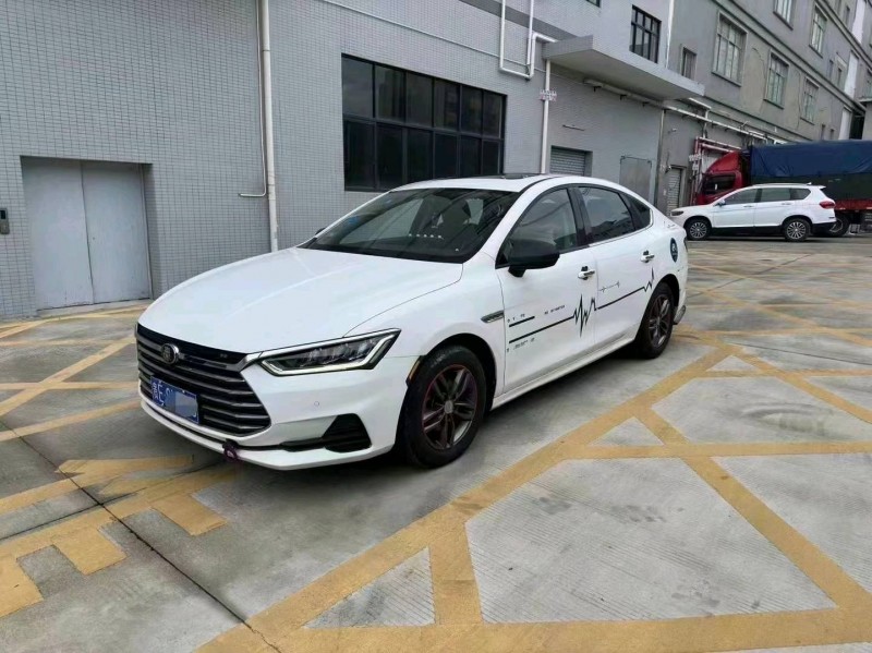 广州19年比亚迪秦2