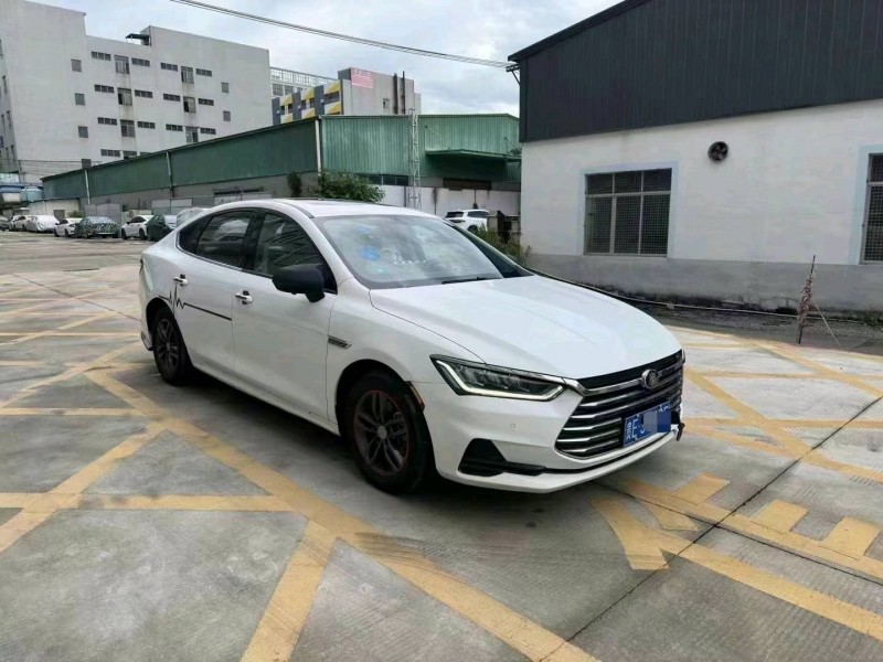 广州19年比亚迪秦3