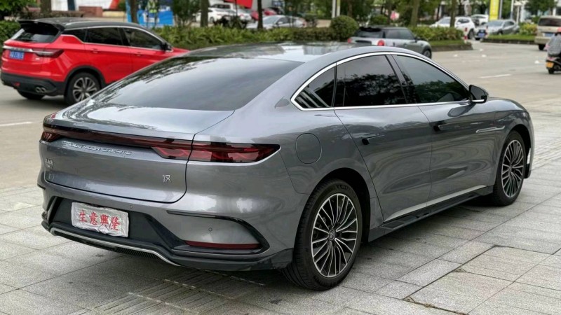 陽江23年比亞迪漢8