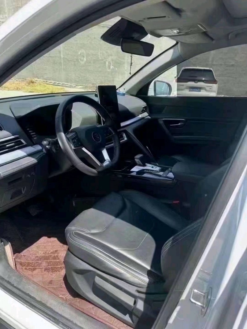 菏泽20年比亚迪宋5