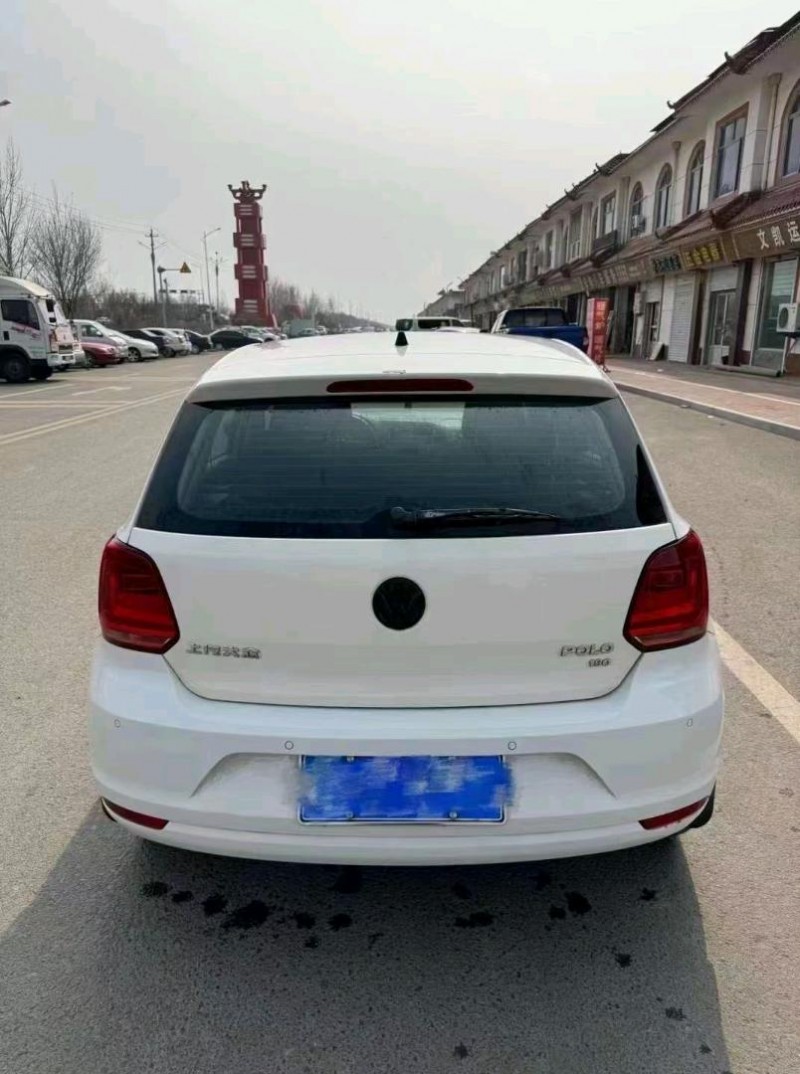 菏泽17年大众polo9