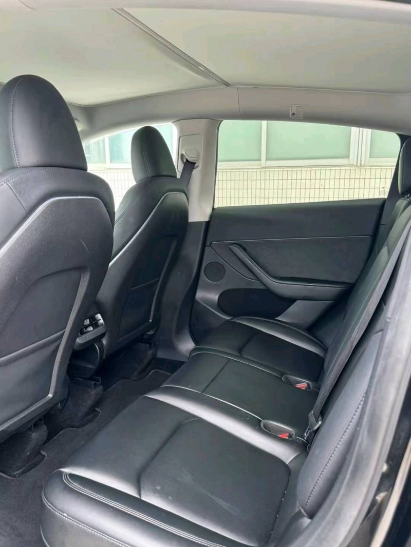 中山23年特斯拉MODEL Y5