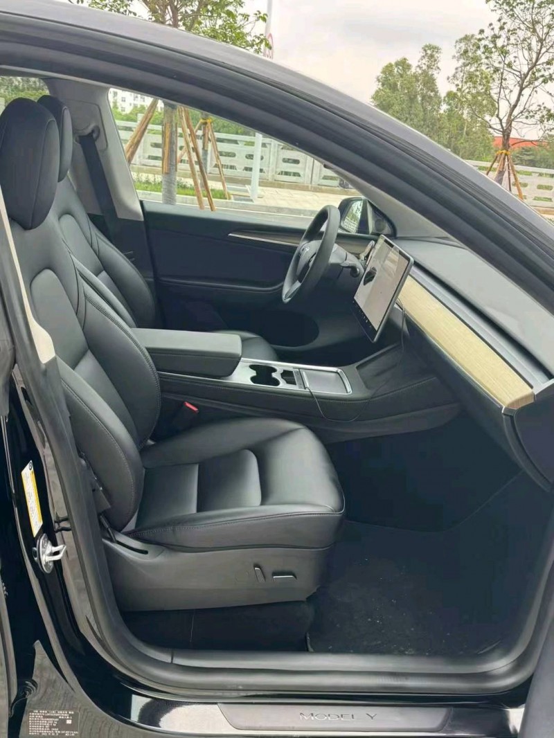 中山23年特斯拉MODEL Y6