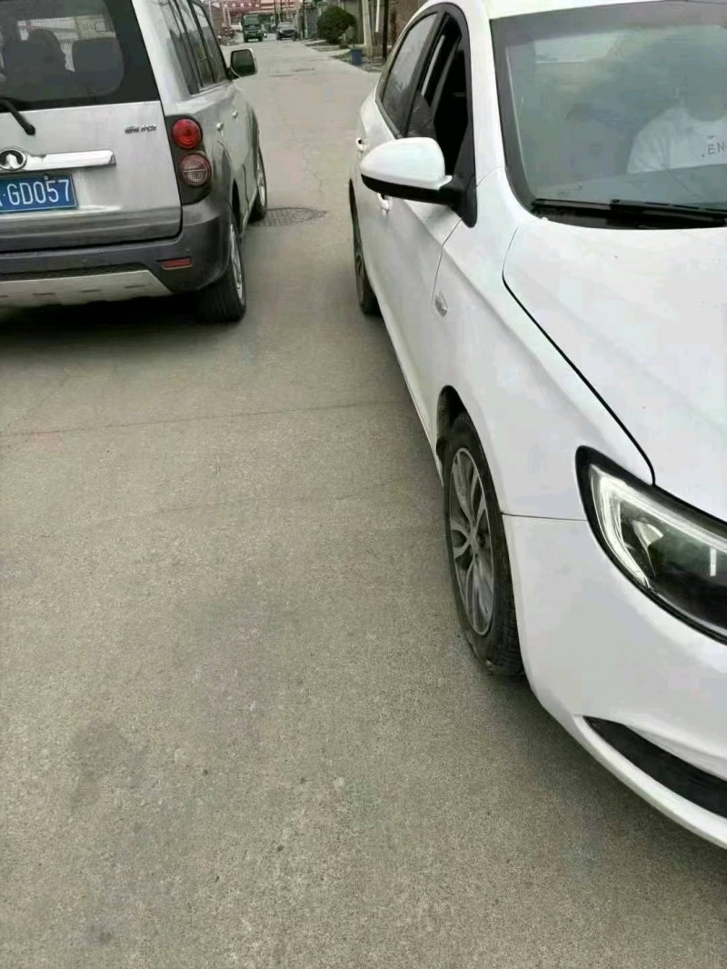 保定19年别克英朗6