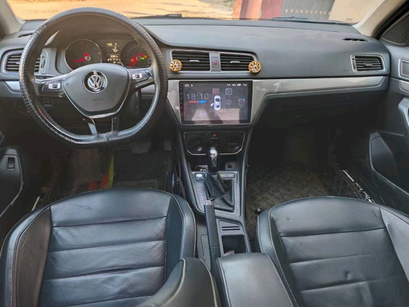 保定18年大众朗逸4