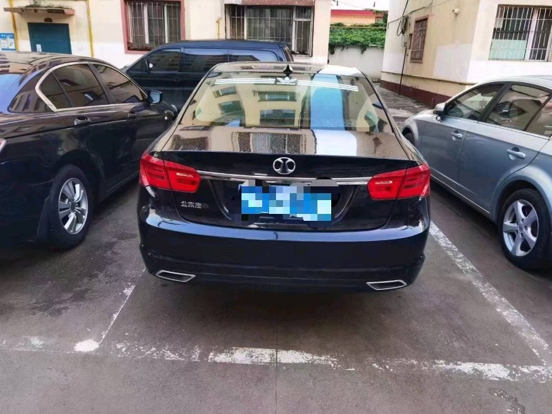 保定14年北汽绅宝D706