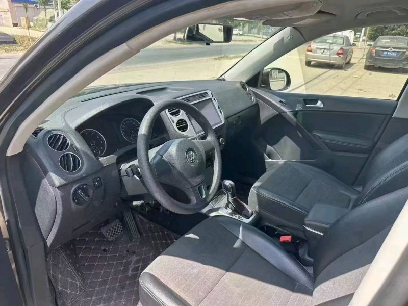 保定16年大众途观5