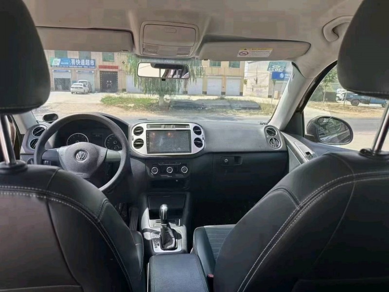 保定16年大众途观7