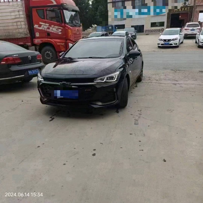 保定19年雪佛兰科鲁泽2