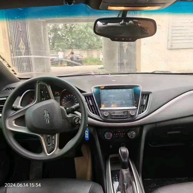 保定19年雪佛兰科鲁泽5