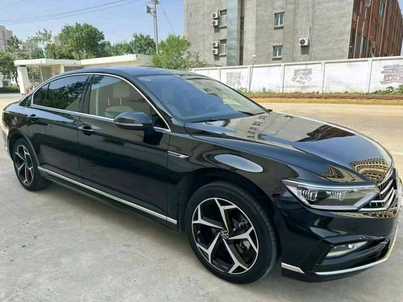 济南23年大众迈腾2