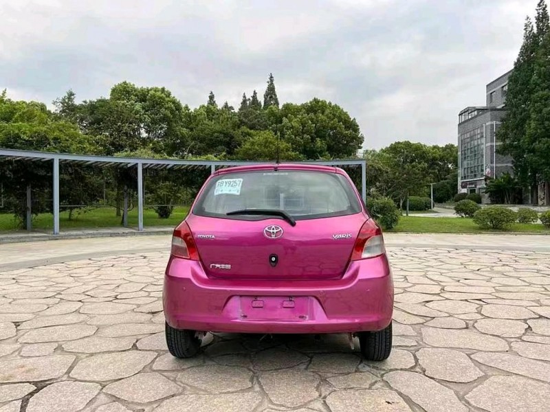 襄阳12年丰田雅力士8