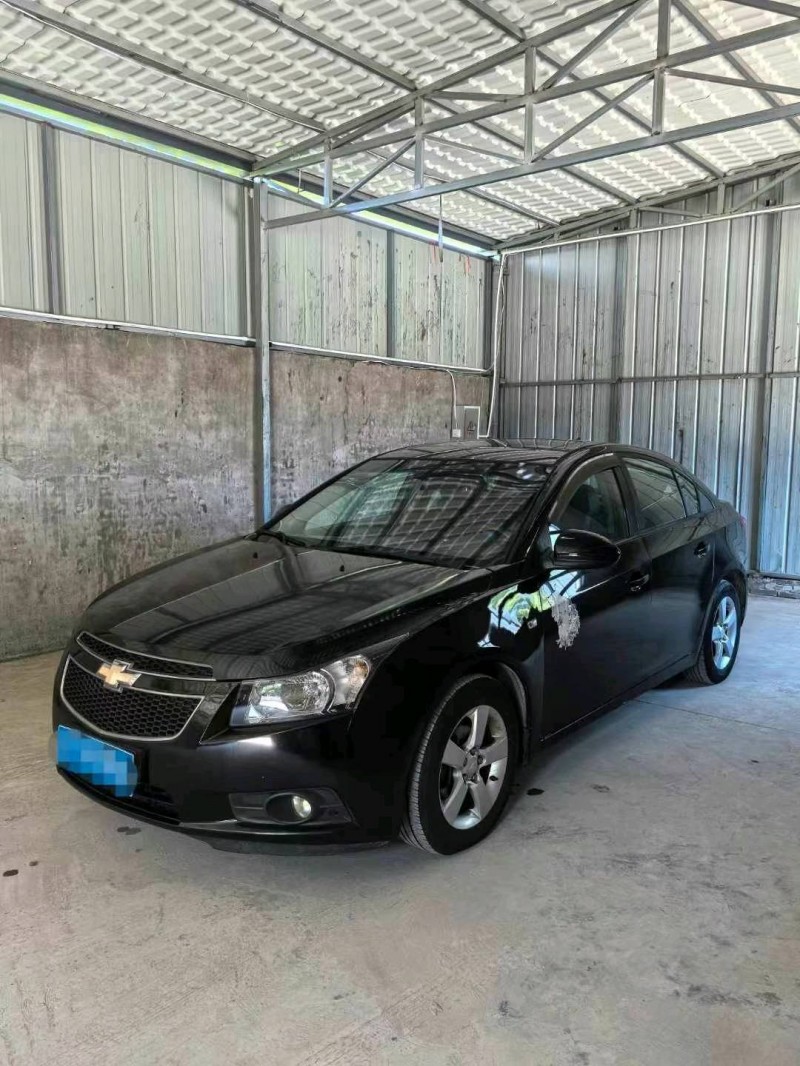 襄阳13年雪佛兰科鲁兹2