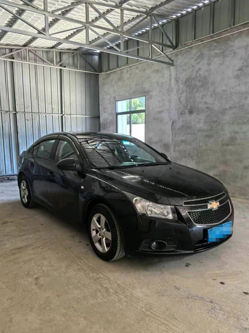 襄阳13年雪佛兰科鲁兹3