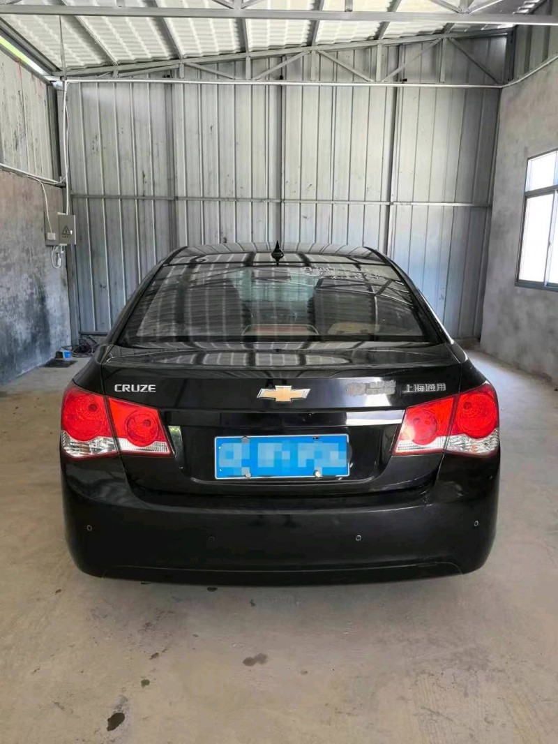 襄阳13年雪佛兰科鲁兹8