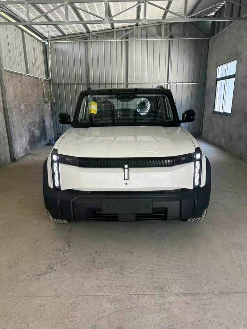 襄陽24年奇瑞ICAR1