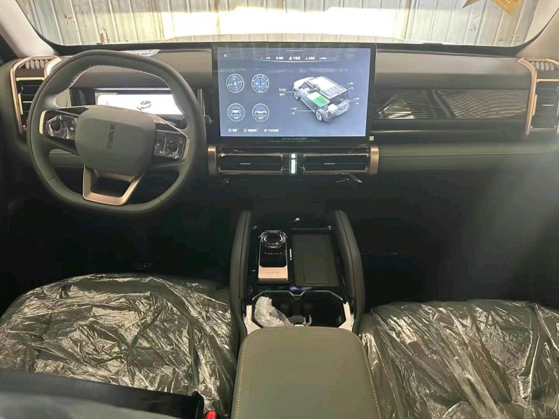 襄陽24年奇瑞ICAR5
