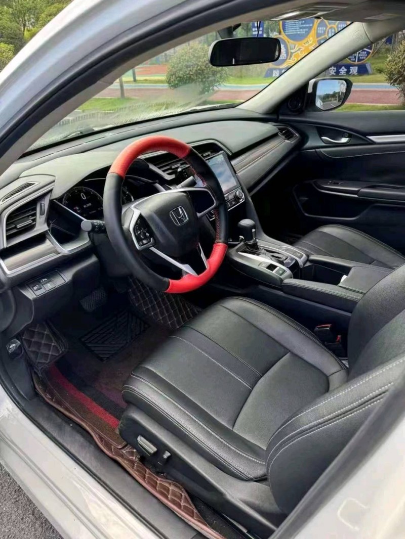 佛山22年本田思域6