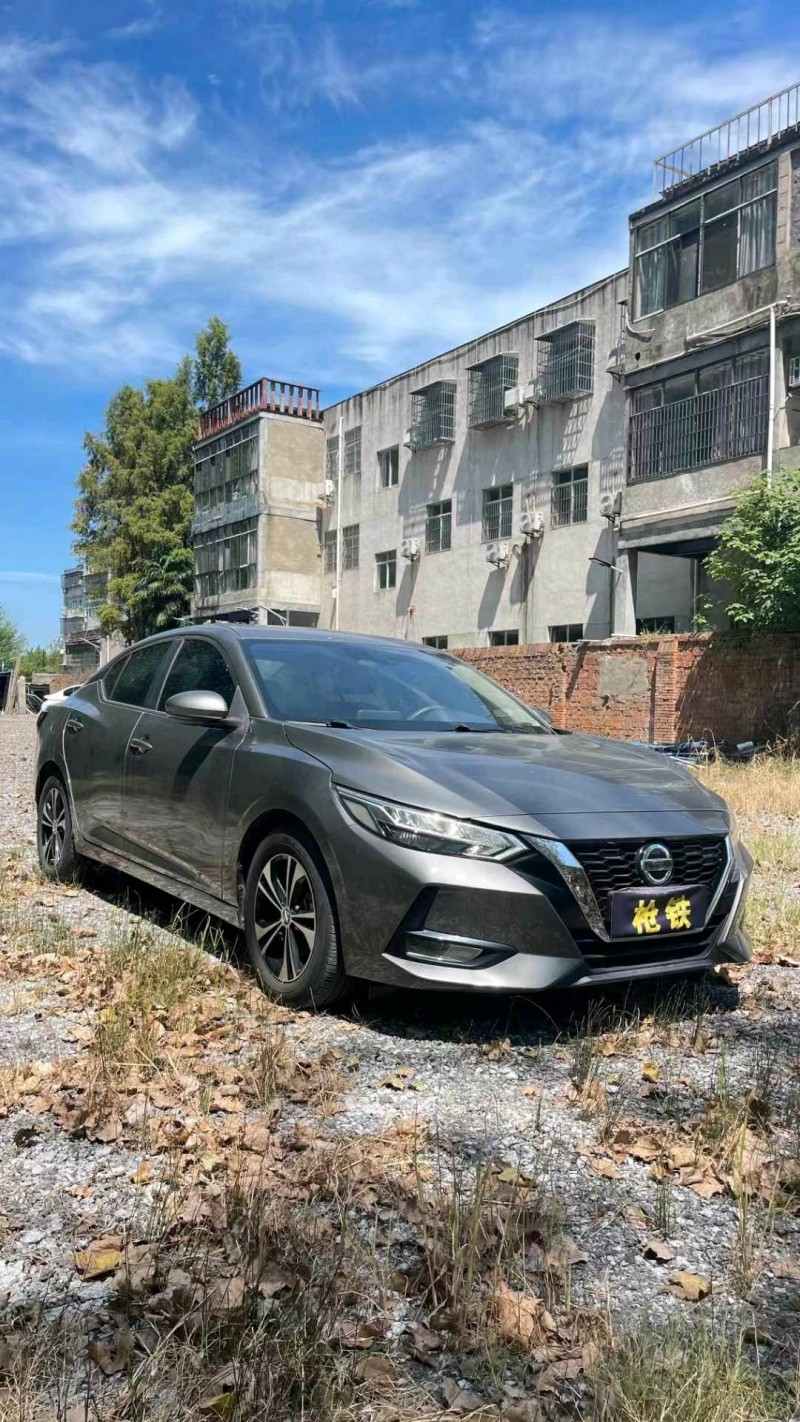 襄阳22年日产轩逸3