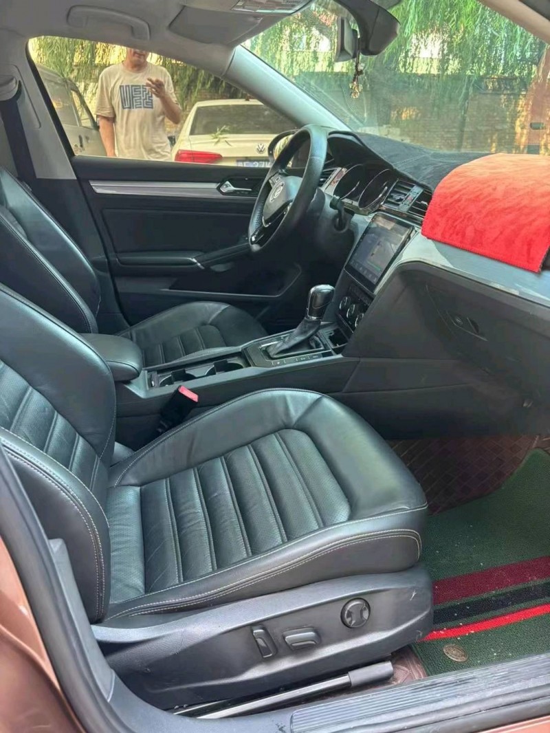 保定17年大众凌渡5