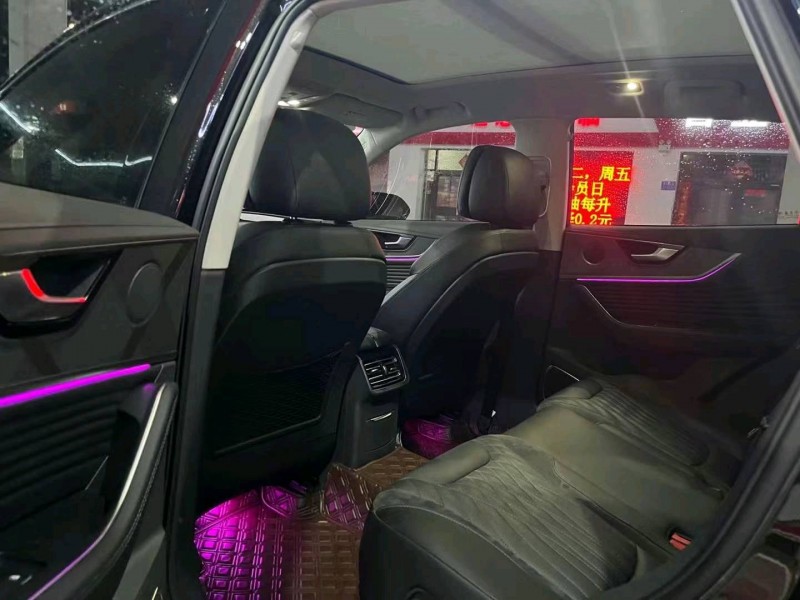 保定23年红旗HS55