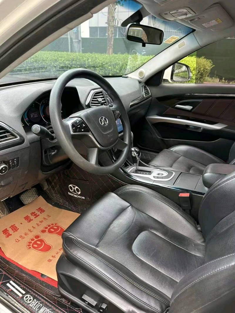 宿迁19年北汽绅宝D704