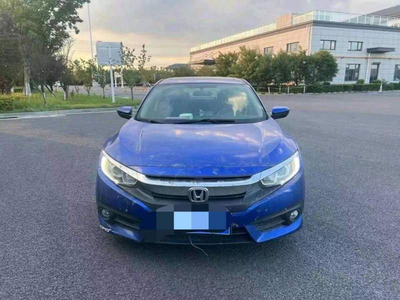 潍坊18年本田思域1