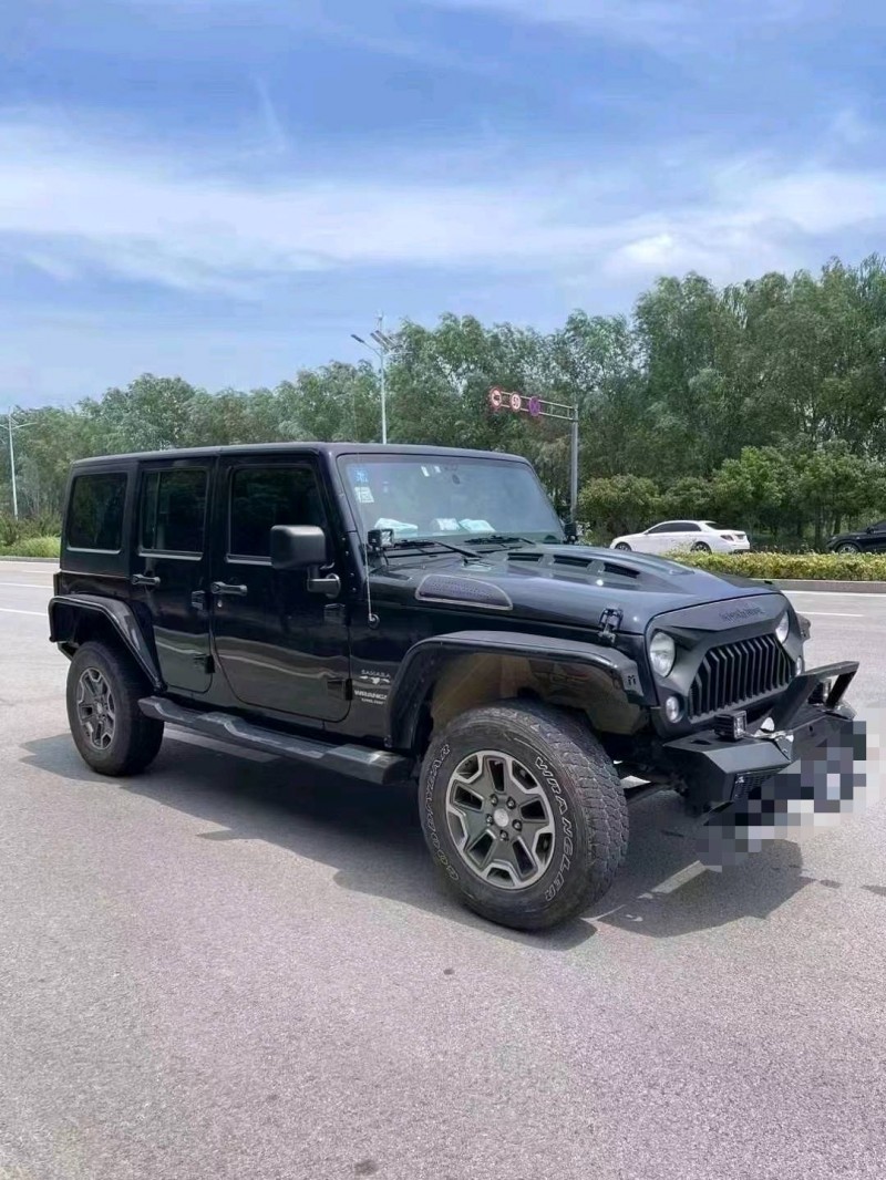 枣庄18年Jeep牧马人2