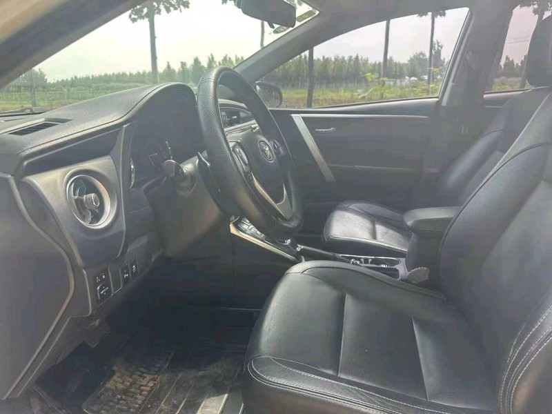 郑州17年丰田卡罗拉4