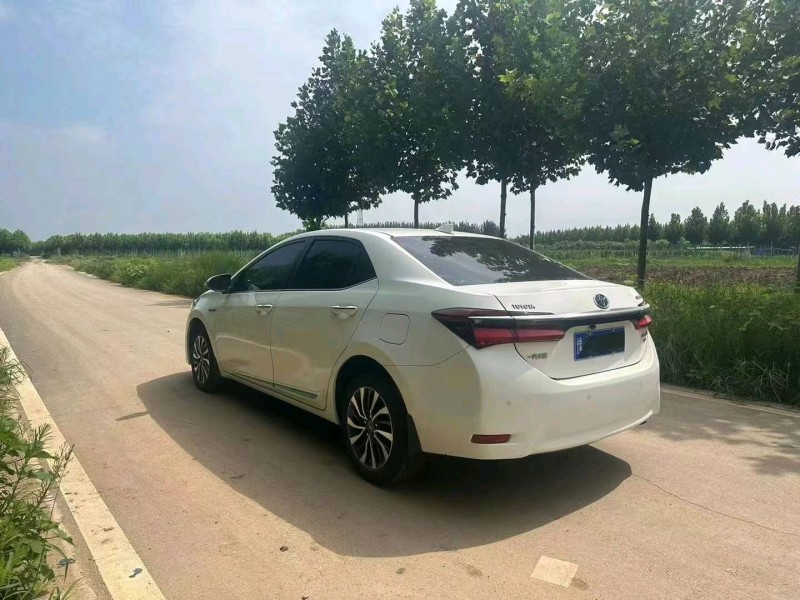 郑州17年丰田卡罗拉7