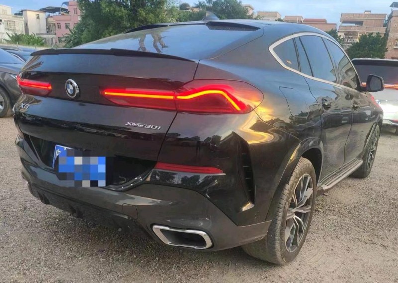 广州21年宝马X64