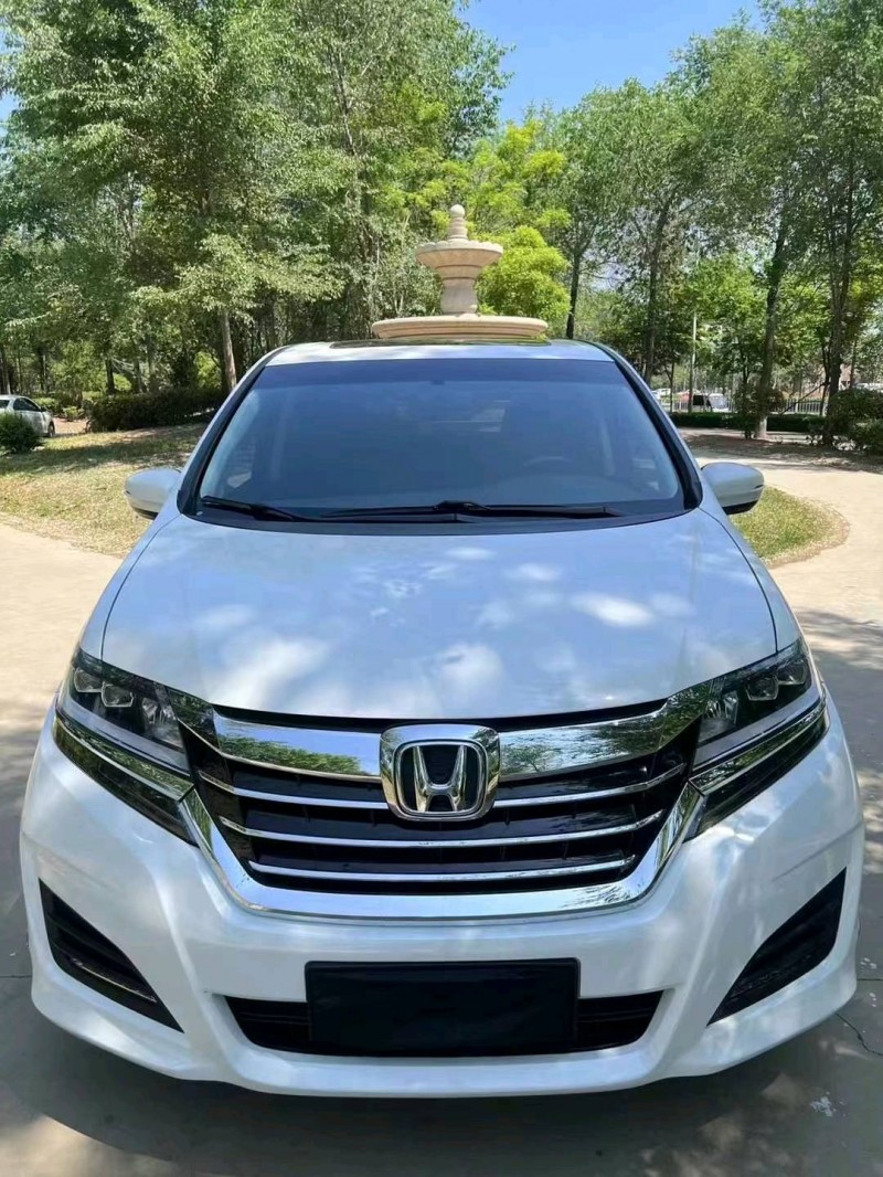 枣庄18年本田艾力绅1