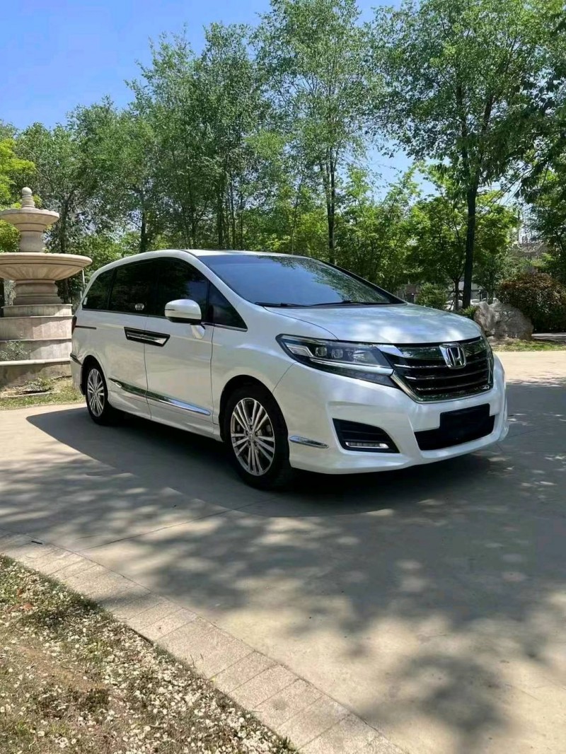 枣庄18年本田艾力绅3