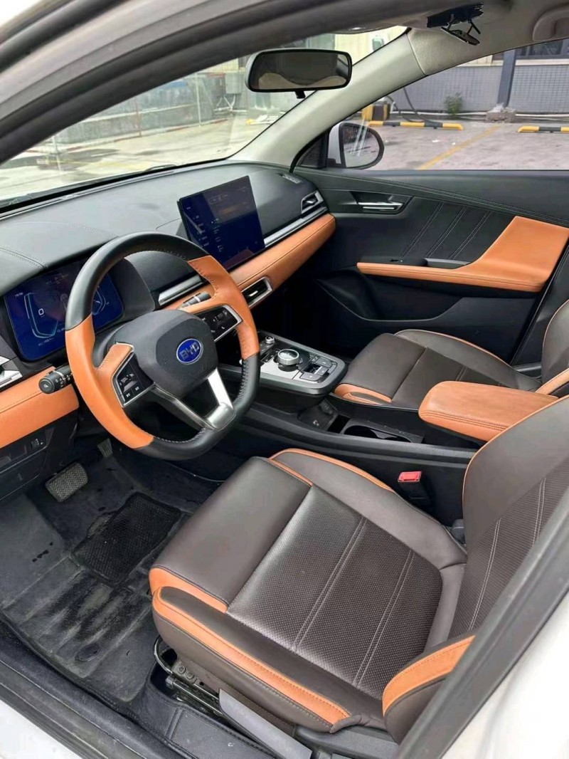 广州22年比亚迪E28