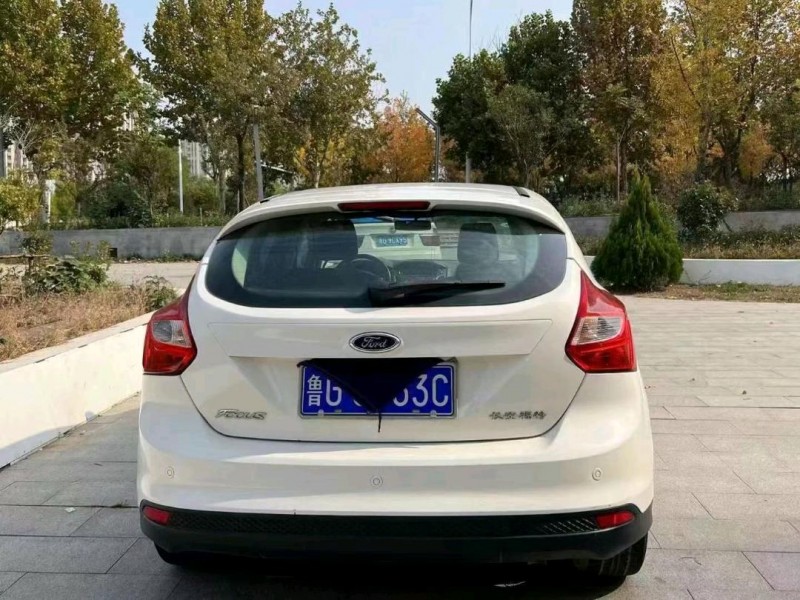 烟台14年福特福克斯4