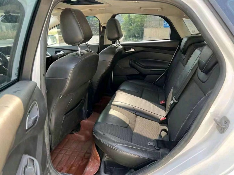 烟台14年福特福克斯8