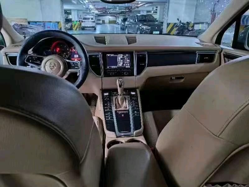 南昌15年保時捷Macan2