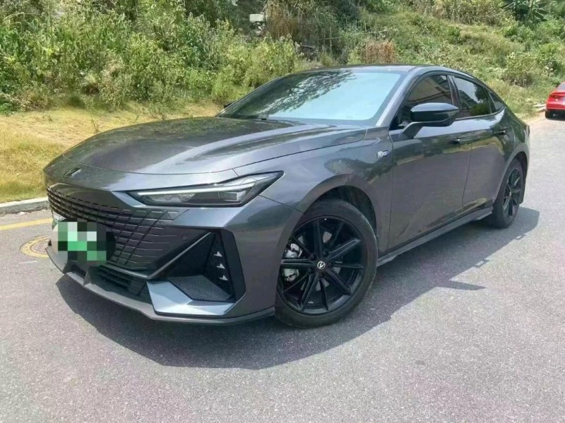 泉州23年長安汽車UNI-V2