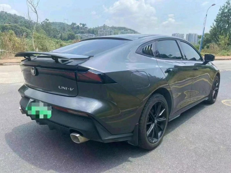 泉州23年長安汽車UNI-V5