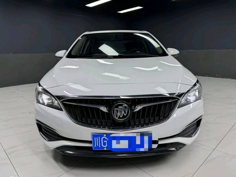 成都18年别克威朗1