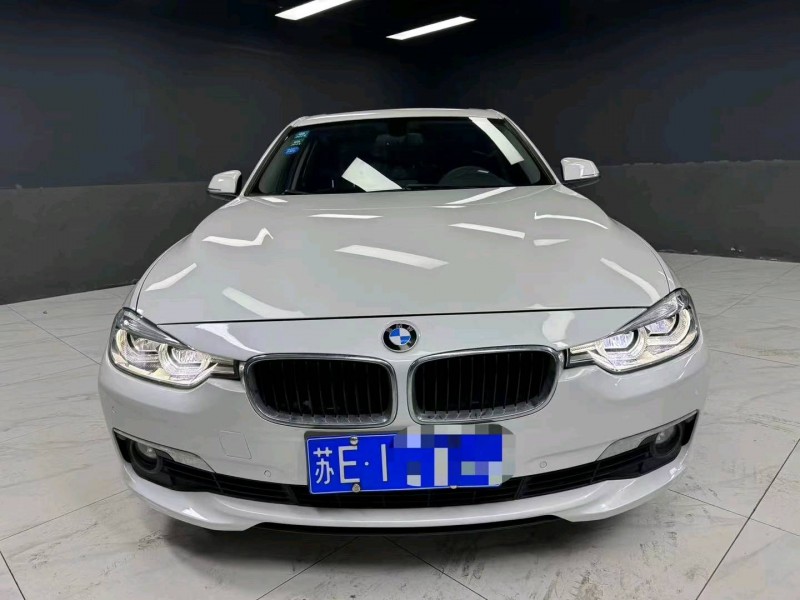 成都17年宝马3系1