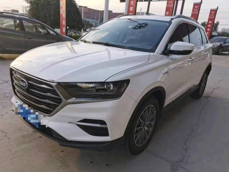 保定19年SWM斯威汽车G012