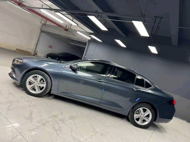 成都20年别克君威3