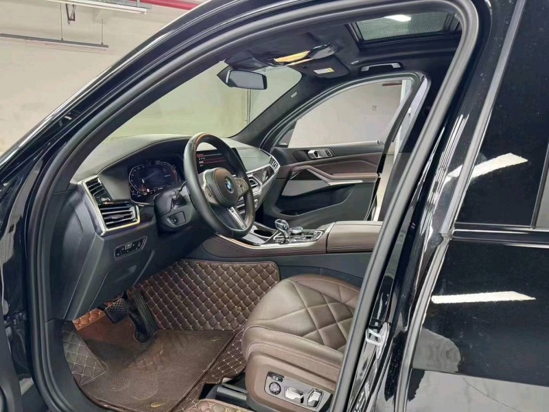 成都22年宝马X55