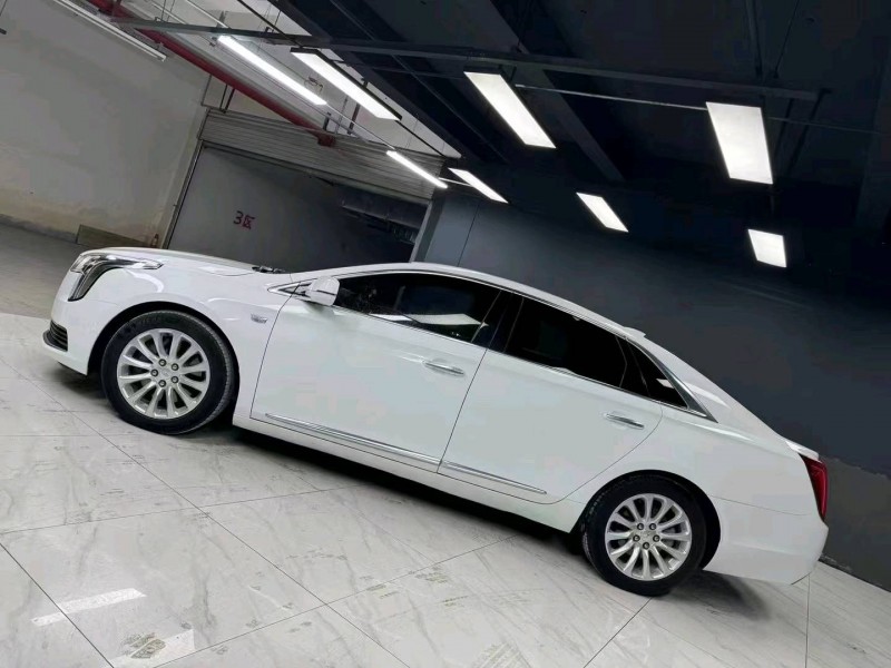 成都18年凯迪拉克XTS4