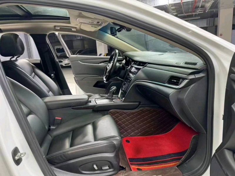 成都18年凯迪拉克XTS6